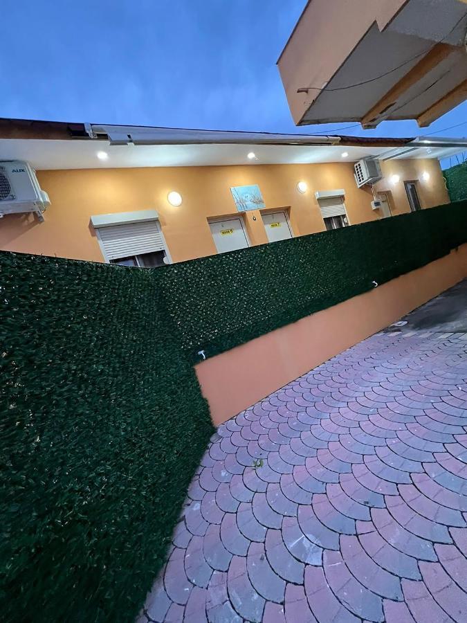 Hotel Ziku Durrës Exterior foto